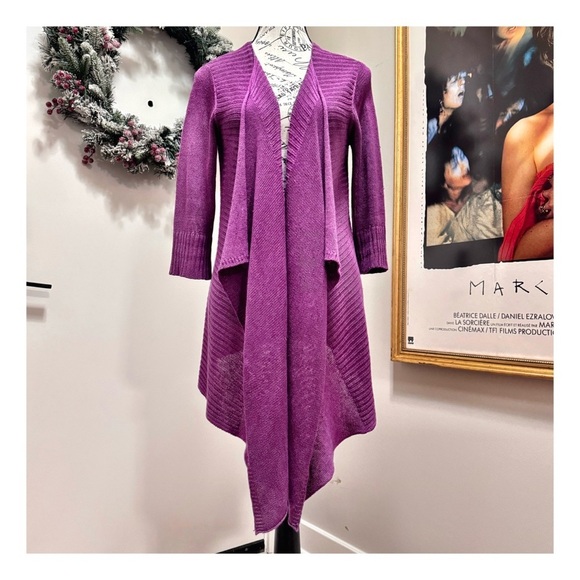 “Women’s Vintage Clothing & More” SHOW
          
TONIGHT FRIDAY JULY 18 - 9 PM - Picture 12 of 16